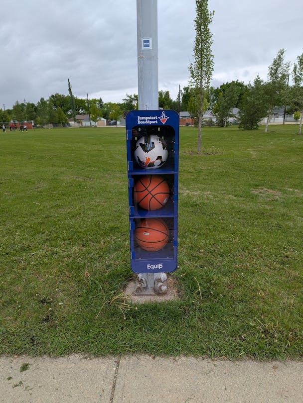 Dovercourt Community Park Basketball net